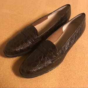 Alligator print Salvatore Ferragamo loafers